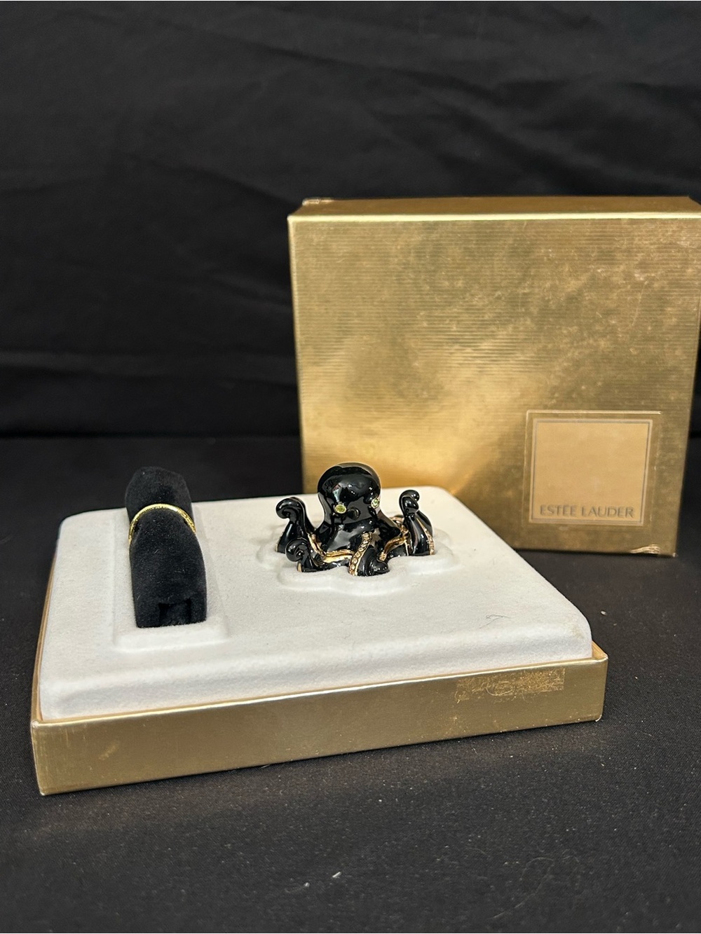 RARE VINTAGE ESTÉE LAUDER OCTOPUS SOLID PERFUME COMPACT – 2002